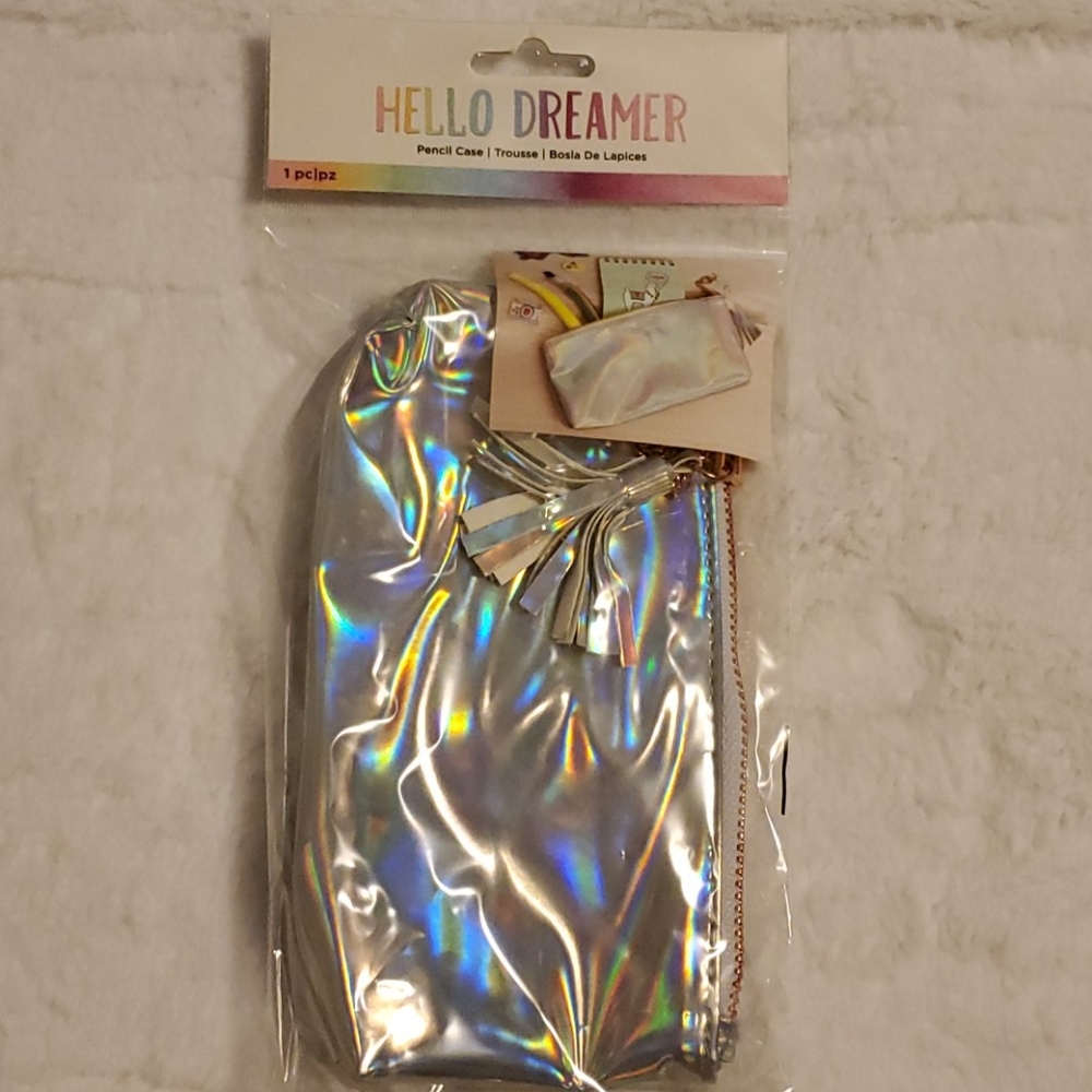 Hello Dreamer pencil case